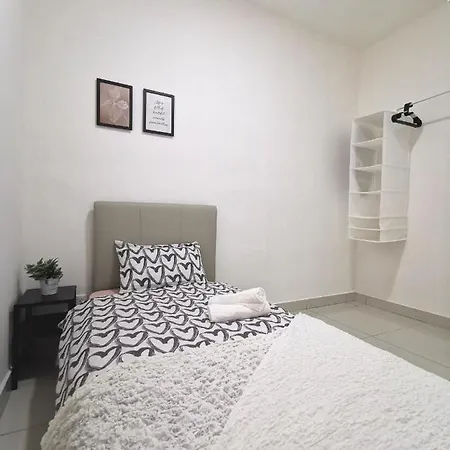 Traders Garden Apartment Cheras Exterior photo