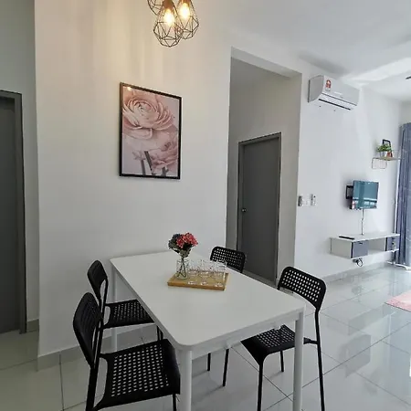 Traders Garden Apartment Cheras Exterior photo